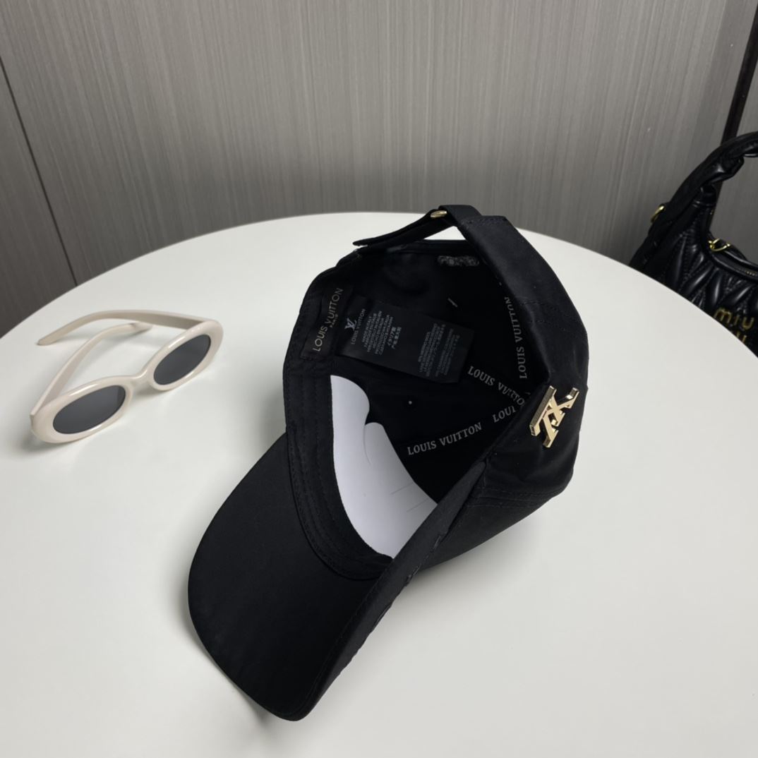 Louis Vuitton Caps